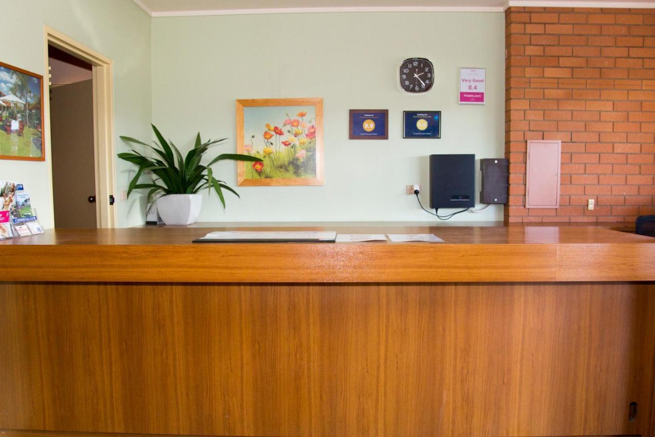 Crystal Fountain Motel Άλμπουρι Εξωτερικό φωτογραφία