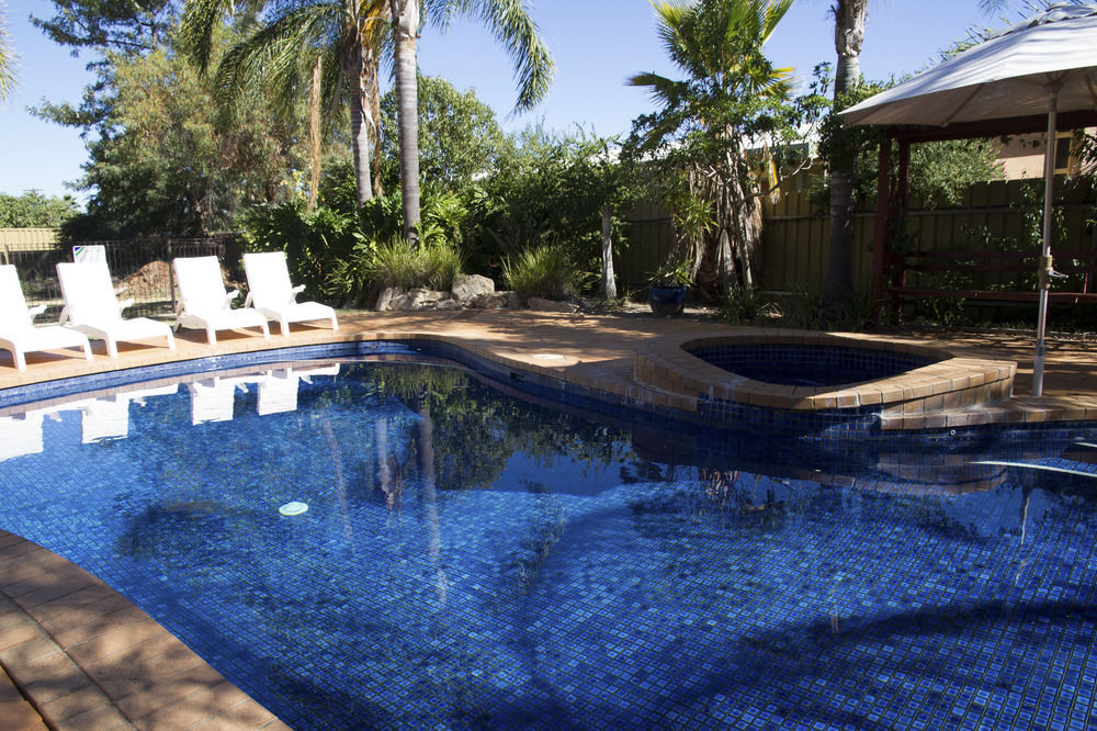 Crystal Fountain Motel Άλμπουρι Εξωτερικό φωτογραφία