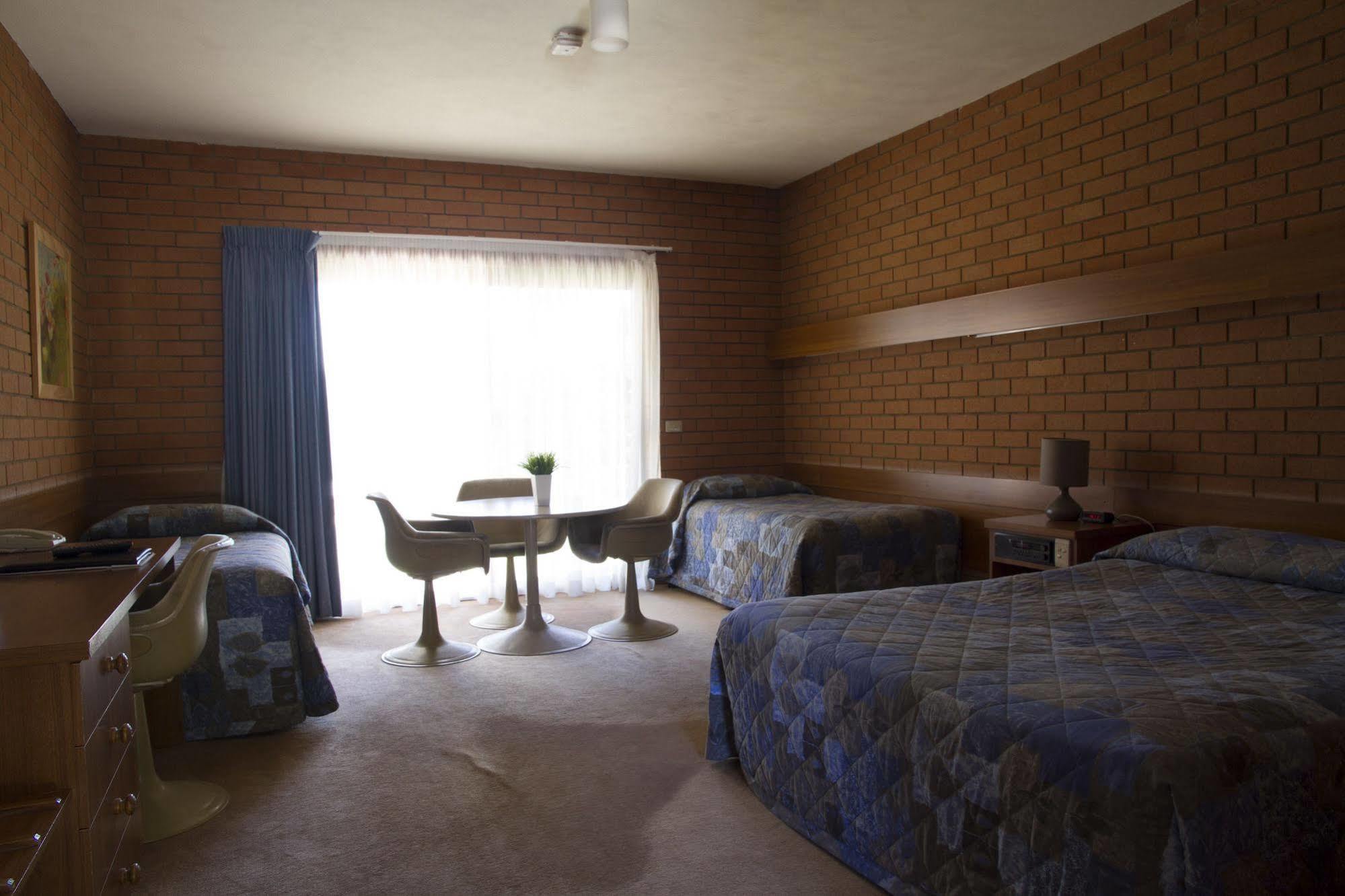 Crystal Fountain Motel Άλμπουρι Εξωτερικό φωτογραφία